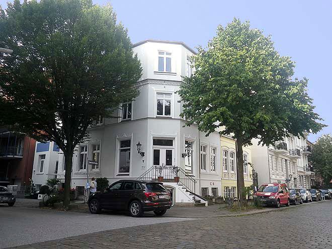 Referenzen von Wunsch Bau - Stuckateur Handwerk, Restaurierung und Altbau-Sanierung aus Hamburg